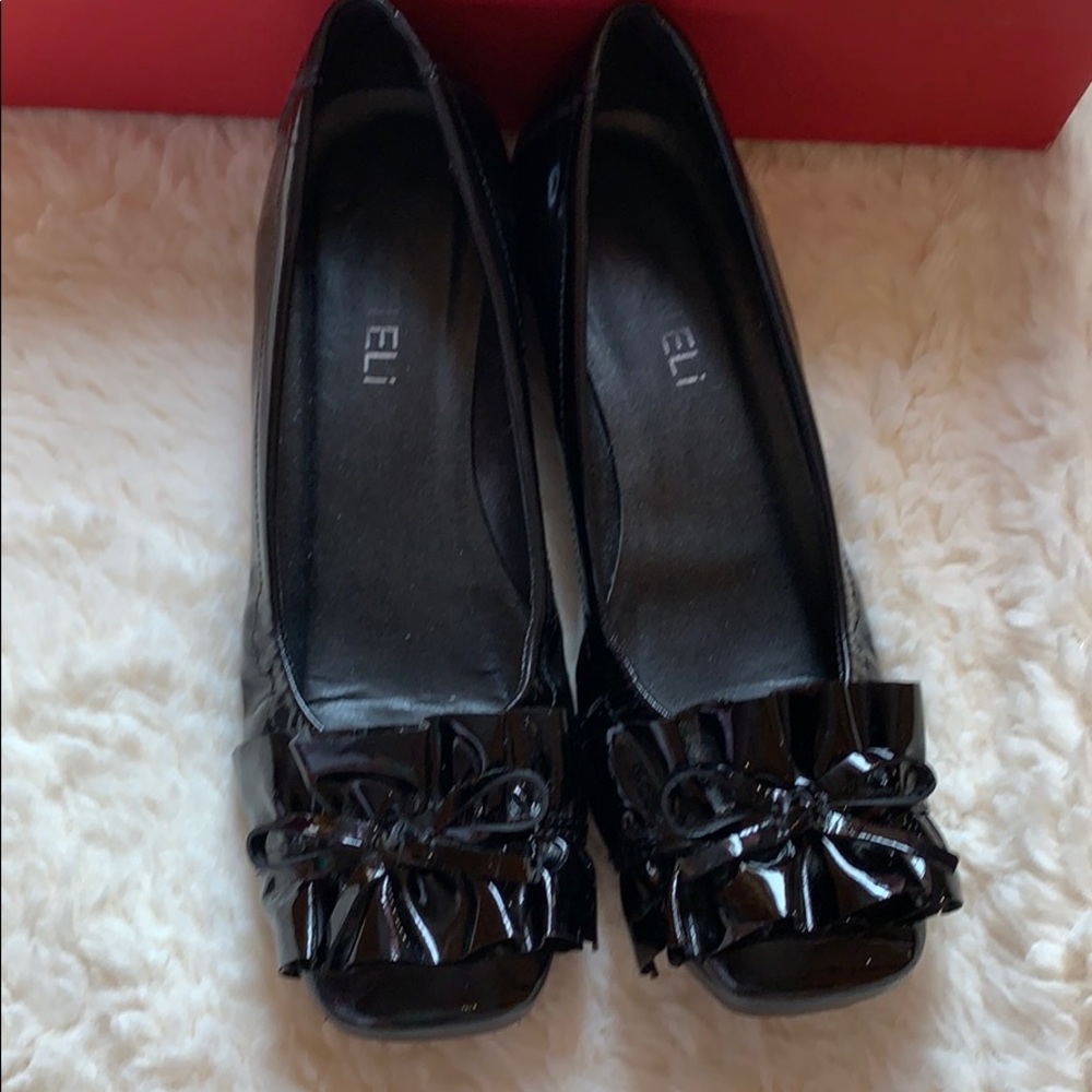 Vaneli Black Flat - image 3